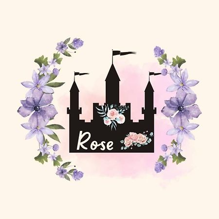 Rose Castle Apartment Taitung Екстериор снимка