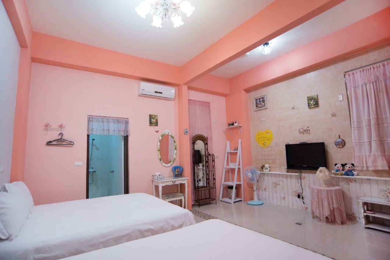Rose Castle Apartment Taitung Екстериор снимка