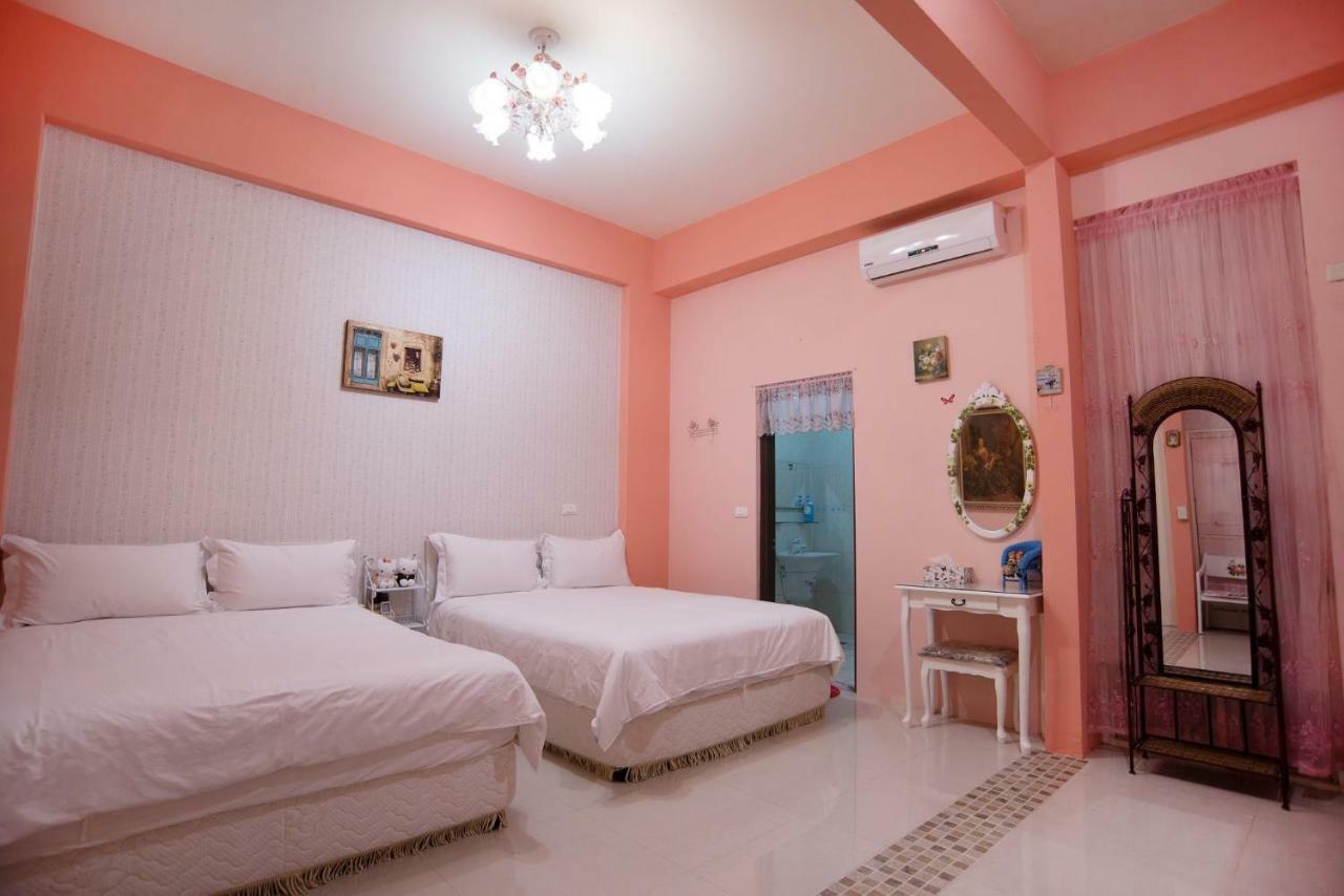 Rose Castle Apartment Taitung Екстериор снимка